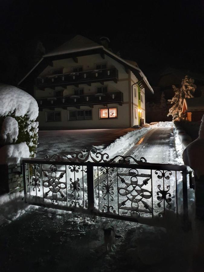 4 Jahreszeiten Tamsweg Exterior photo