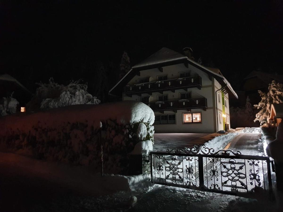 4 Jahreszeiten Tamsweg Exterior photo